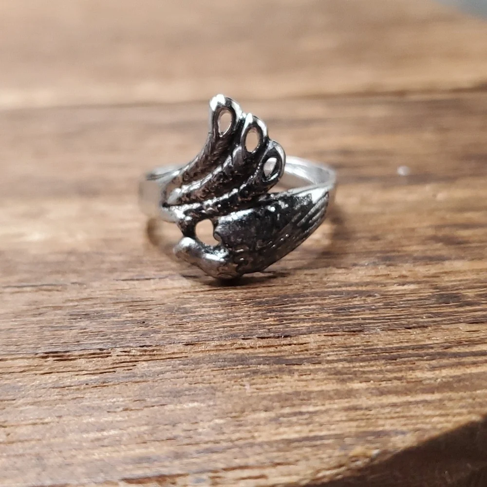 Size‎ 7 R204 peacock frenzy ring